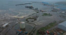 Tsunami fears lessen after 8.8 earthquake in Russia
