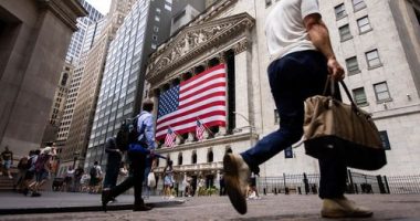 US stocks tumble after Trump's new tariff announcements
