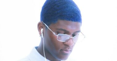USHER'S SON NAVIYD DROPS DEBUT SINGLE 'SMOOTH BLUES'