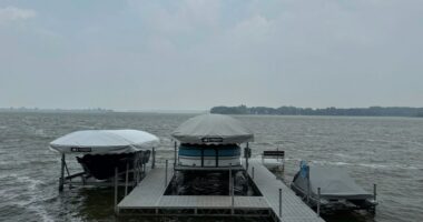 Unhealthy smoke from Canadian wildfires blankets the Upper Midwest when people want to be outside