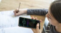 University students feel 'anxious, confused and distrustful' about AI in the classroom and among their peers
