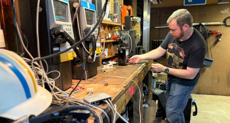 Vermont engineer revives pay phones for free calls in areas with poor cell service