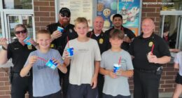 Wauconda teens get free Dairy Queen ice cream from police after reporting abandoned gun near Route 12 and Route 176