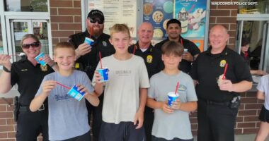 Wauconda teens get free Dairy Queen ice cream from police after reporting abandoned gun near Route 12 and Route 176
