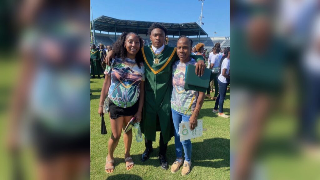 Waycross community mourns teens after tragic lightning strike