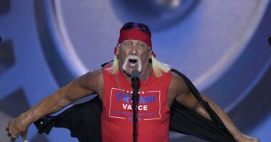 ‘Fearlessly Original’: Celebrities, Politicians Pay Tribute to Legendary Wrestling Icon Hulk Hogan