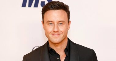 ‘Peaky Blinders’ Actor Recalls Flying on Plane When Engine ‘Exploded’