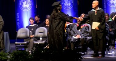 'You can rise from pain': Cancer survivor delivers valedictorian speech at Keiser University