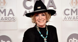 Jeannie Seely, soulful country singer behind hits like 'Don't Touch Me,' dies at 85