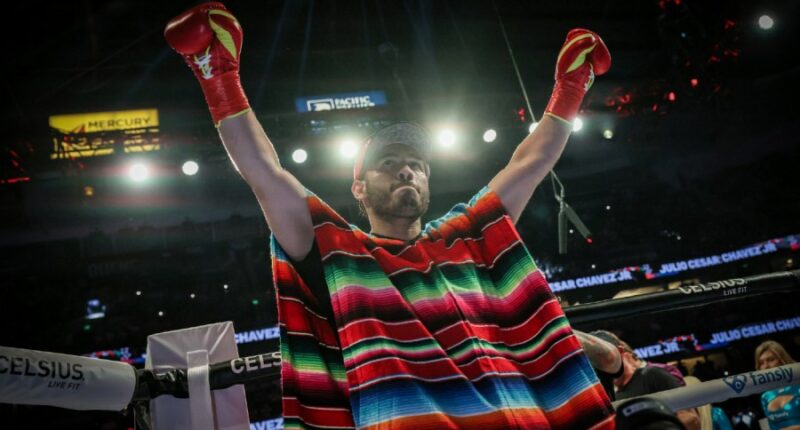 Boxer Julio César Chávez Jr. deported to Mexico