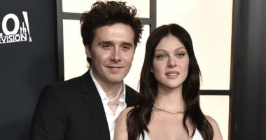 Brooklyn Beckham and Nicola Peltz renew their wedding vows