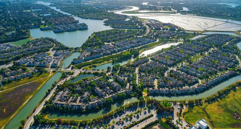 California city where locals are buying guns to deal with GEESE