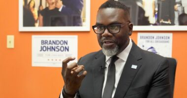 Chicago mayor: Trump sending National Guard would 'only serve to destabilize our city'