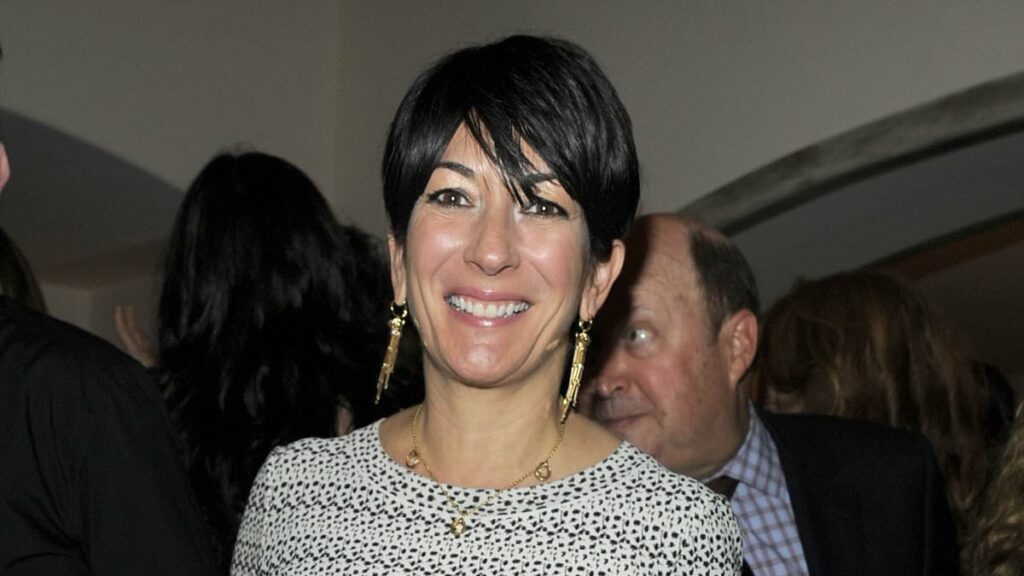 Clintons celebrated Ghislaine Maxwell AFTER sex crime allegations