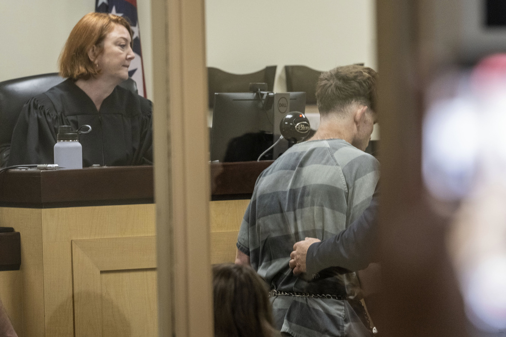 Devil’s Den ‘Killer’ in Court After Slaughtering Mom & Dad Protecting Daughters on Hiking Trail