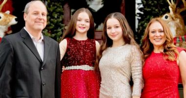 Family of figure skaters and parents killed in D.C. need answers