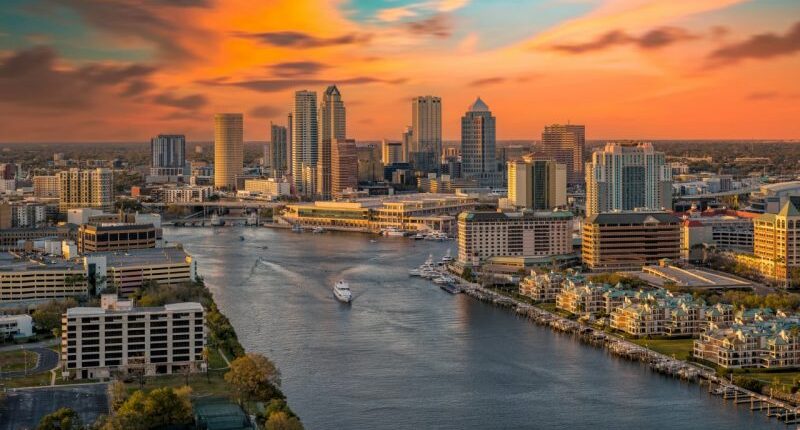 Florida breaks own record with 34.4M visitors in 3 months