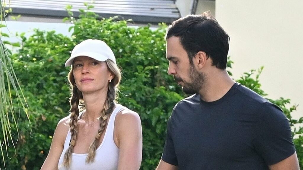 Gisele Bundchen enjoys rare public outing with new beau and baby