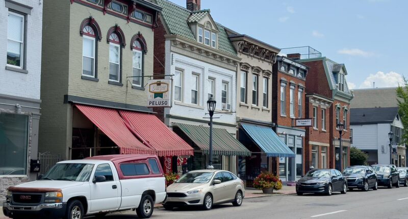 Gorgeously SAFE city just across the river from violent Cincinnati