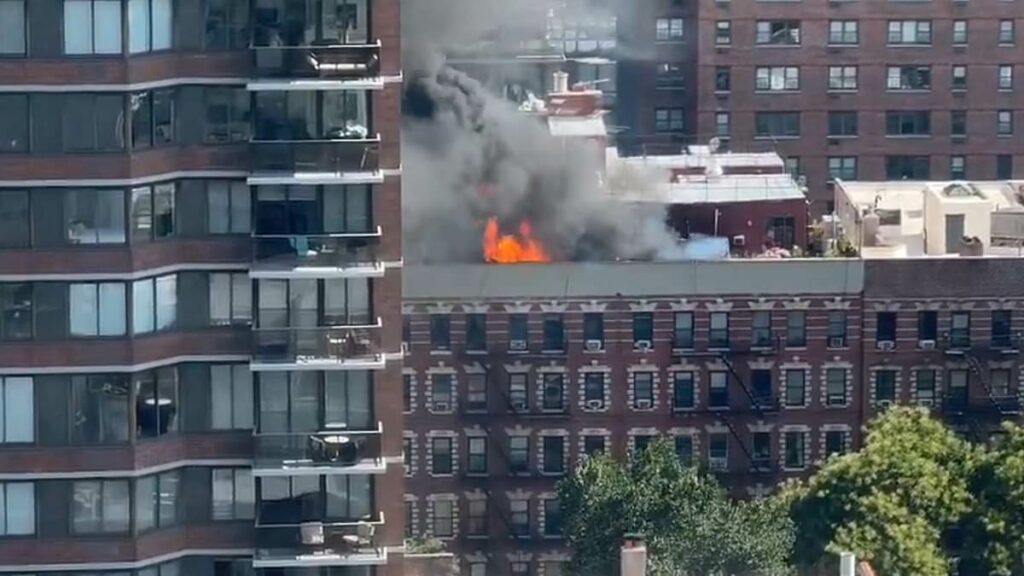 Huge explosion rocks NYC's ritzy Upper East Side