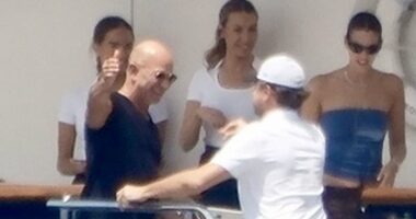 Jeff Bezos and Lauren Sanchez party with Leonardo DiCaprio