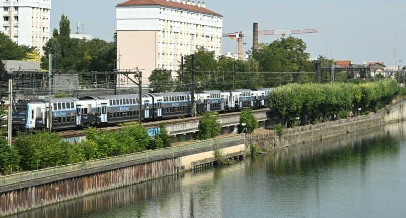 This photograph taken in Choisy-le-Roi, on the outskirts of Paris, on August 14, 2025 shows the Seine river where firefighters were called to pulled out four men's bodies from the river on August 13, 2025, after an alert was raised by a passenger travelling on the RER C train, who reported seeing a body floating in the Seine, according to police sources. (Photo by Bertrand GUAY / AFP) (Photo by BERTRAND GUAY/AFP via Getty Images)