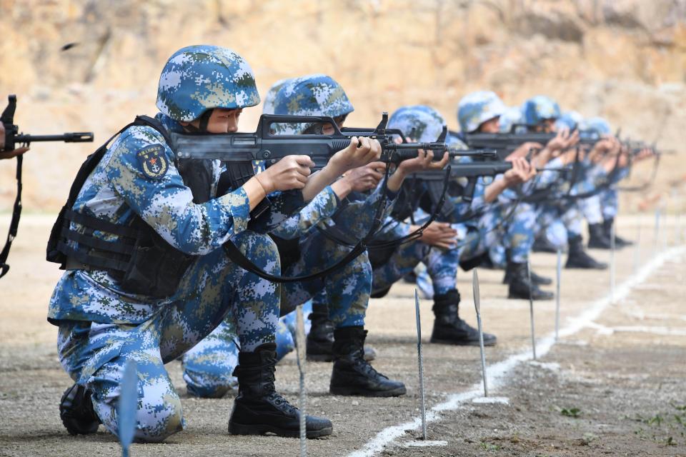 Chinese marines participating in a riflery competition.