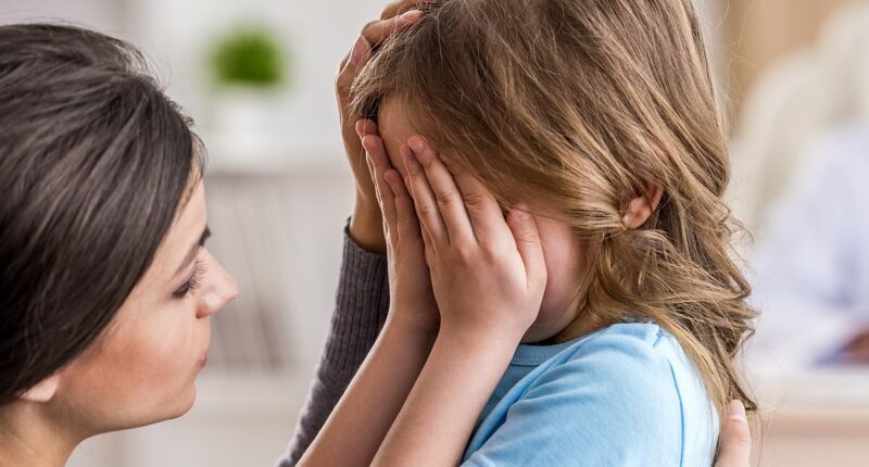 Mom claims toddler broke cafe's $1.6k table and she couldn't leave