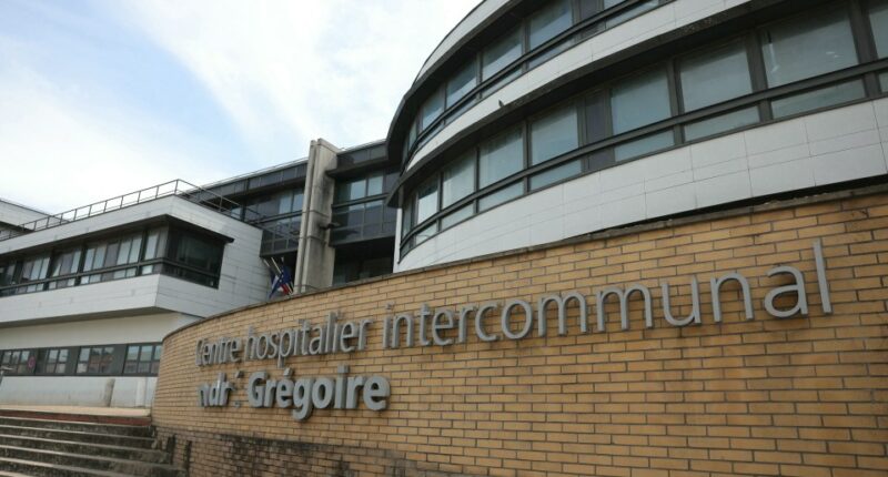 Entrance to the Andre-Gregoire Intercommunal Hospital in Montreuil.