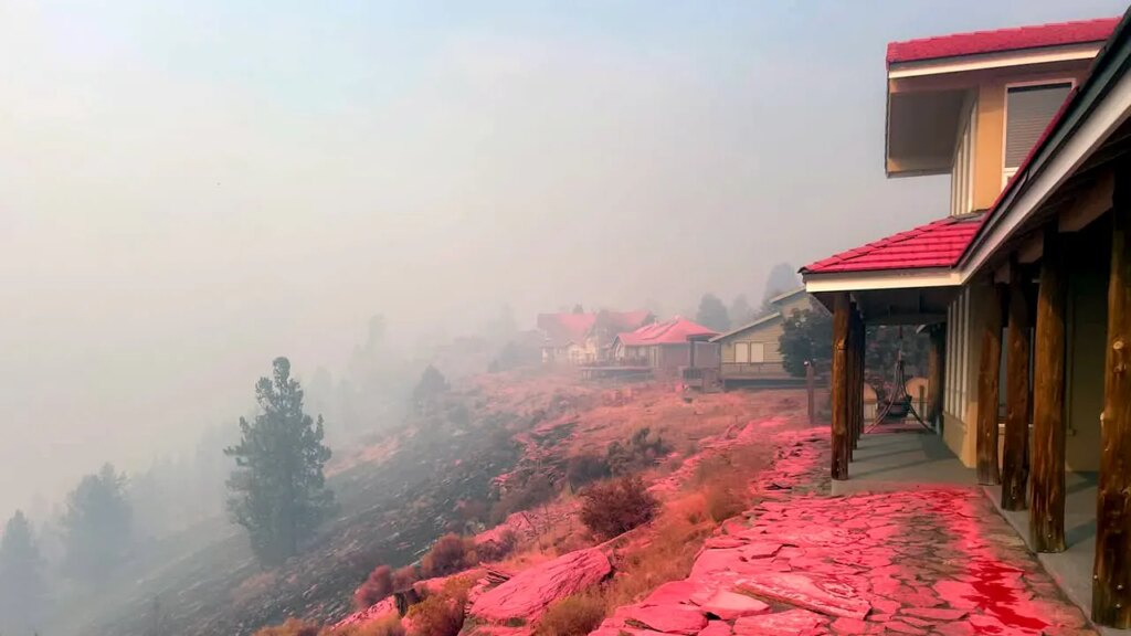 Oregon wildfire threatens thousands of homes as officials issue ominous warning