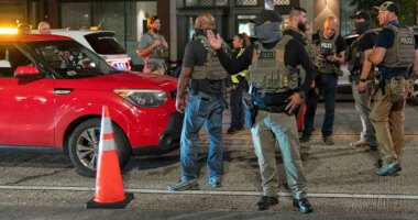 Police in DC get yelled at while setting up checkpoint along popular nightlife corridor