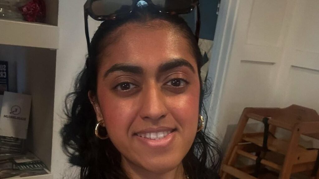 The job being taken by AI as graduate only gets Chipotle interview