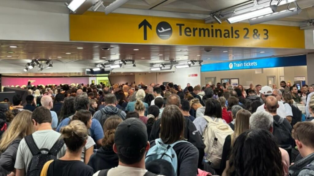 UK travel chaos as Heathrow airport hit with 'technical fault'