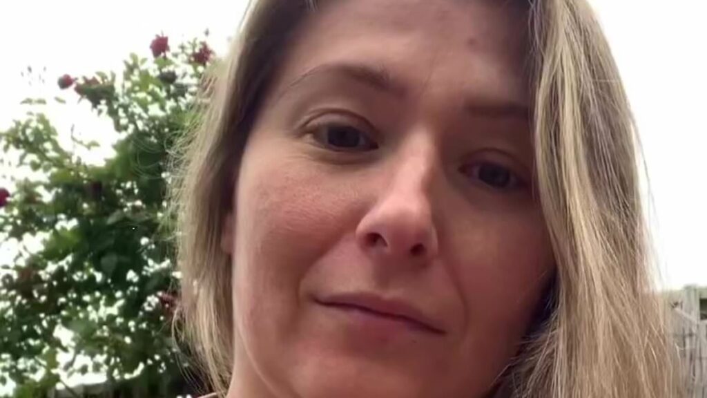 Woman loses baby after using 'freebirth' method promoted by influencer