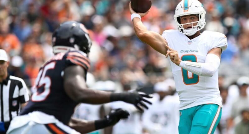 Zach Wilson's Dolphins debut had one head-scratching throw