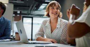 Calls for four day work week