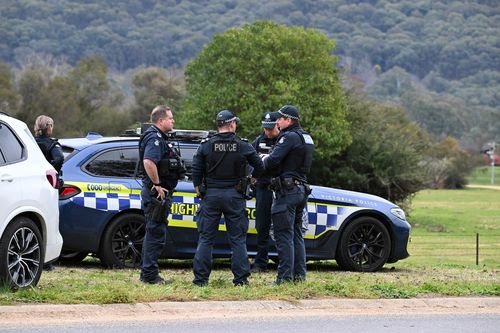 'That bloke could be anywhere': Hunt for alleged Porepunkah gunman enters second night