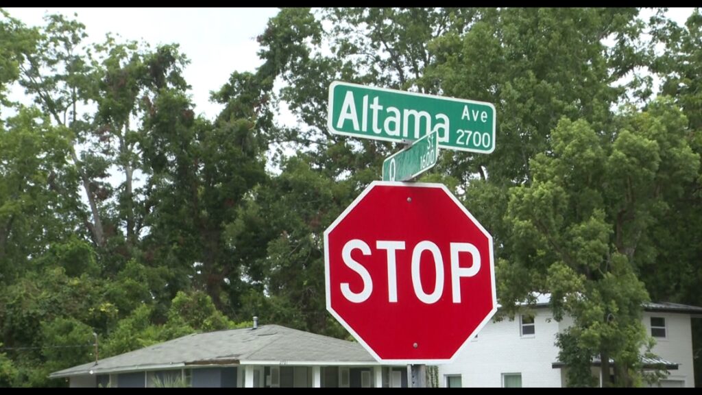 14-year-old girl shot, killed in Brunswick