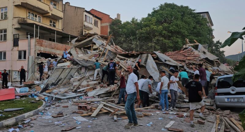 6.1 earthquake hits Turkey's Balikesir province, killing 1 and collapsing buildings