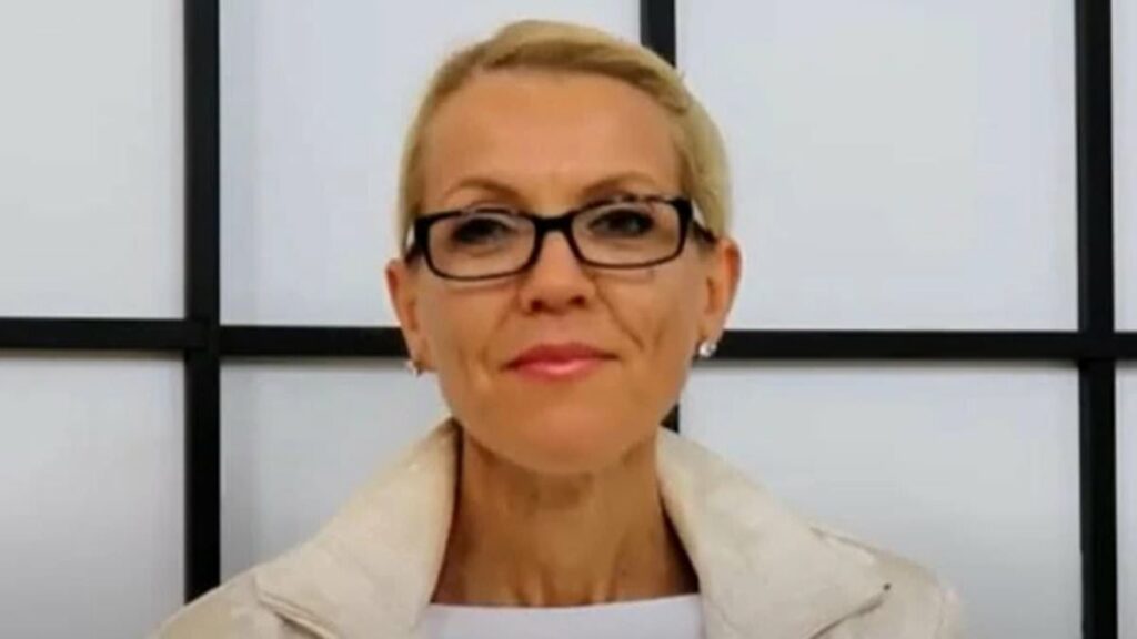 Acupuncturist couple's shocking tactics to get 'brainwashed' patient to have sex with them