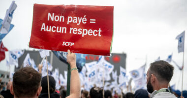 Air Canada reaches deal with flight attendant union to end strike, operations to gradually restart