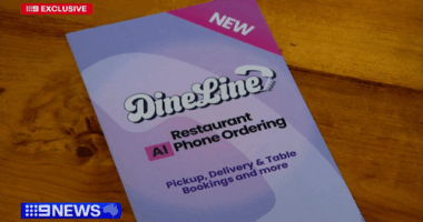 The system, which supports multiple languages, also offers the option to send a digital menu to the customer's mobile phone.