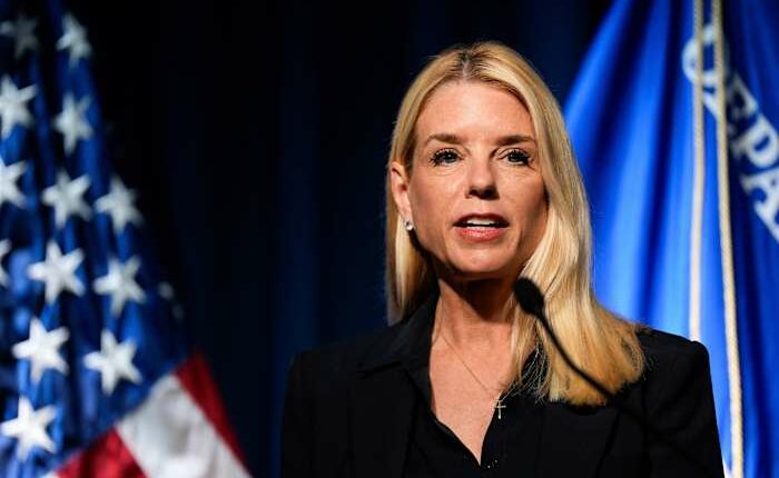 Bondi moves forward on Justice Department investigation into origins of Trump-Russia probe
