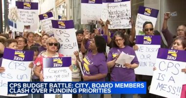 CPS news: Chicago Public Schools presents balanced budget that does not include classroom cuts or taking out loan to school board