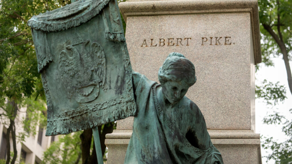 Confederate statues in DC area to be restored and replaced in line with Trump's executive order