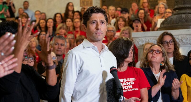 Democrat mayor under fire for attacking prayer after shooting