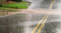 Driving in rainy weather and avoiding flooded roads: Guide