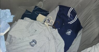 Duval community rallies for 7th grader denied entry over uniform