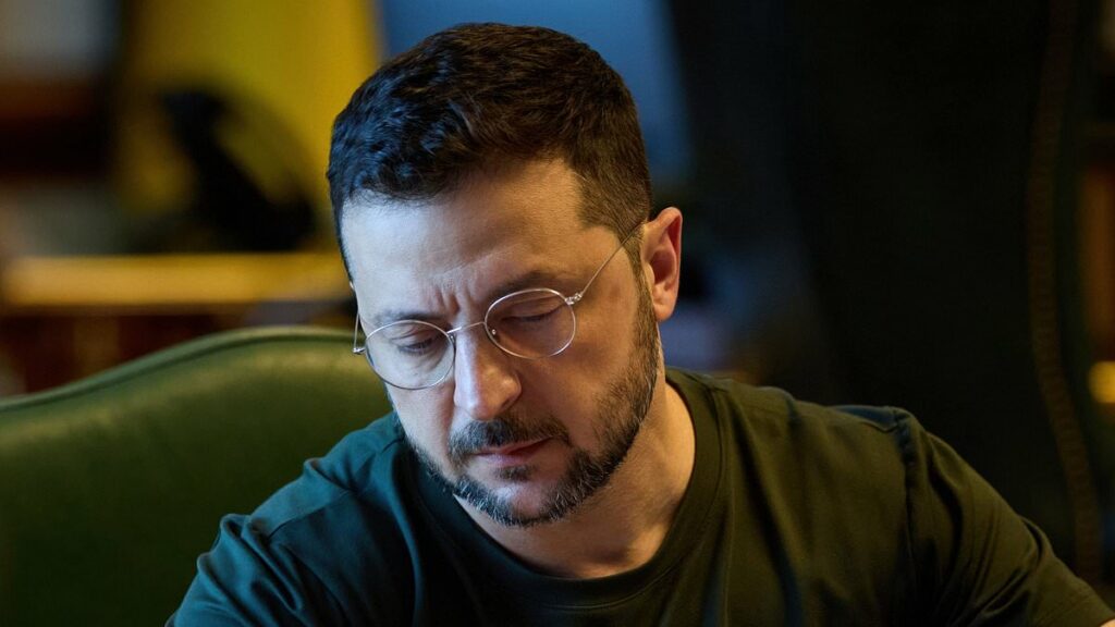 European leaders to meet with Trump at White House alongside Zelensky tomorrow after Putin showdown... but Starmer has yet to confirm he will travel