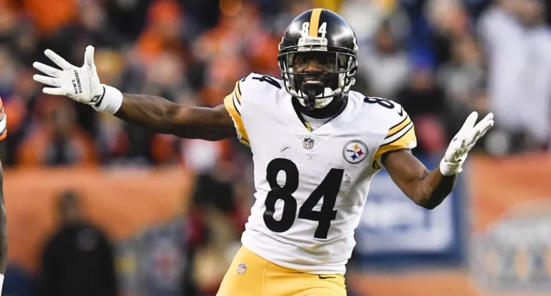 Ex-NFL Star Antonio Brown Makes Shedeur Sanders Prediction While Torching Shilo Sanders Following the Rookie's Release